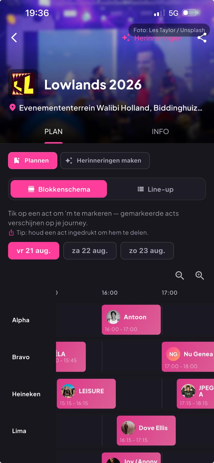 Festival-blokkenschema in Stuubs met gekozen acts
